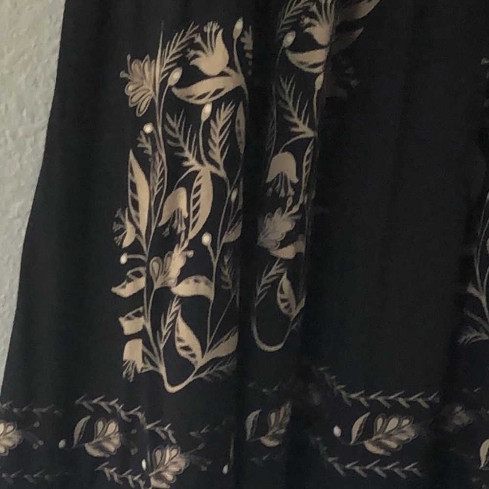 LOFT - Black Midi Skirt